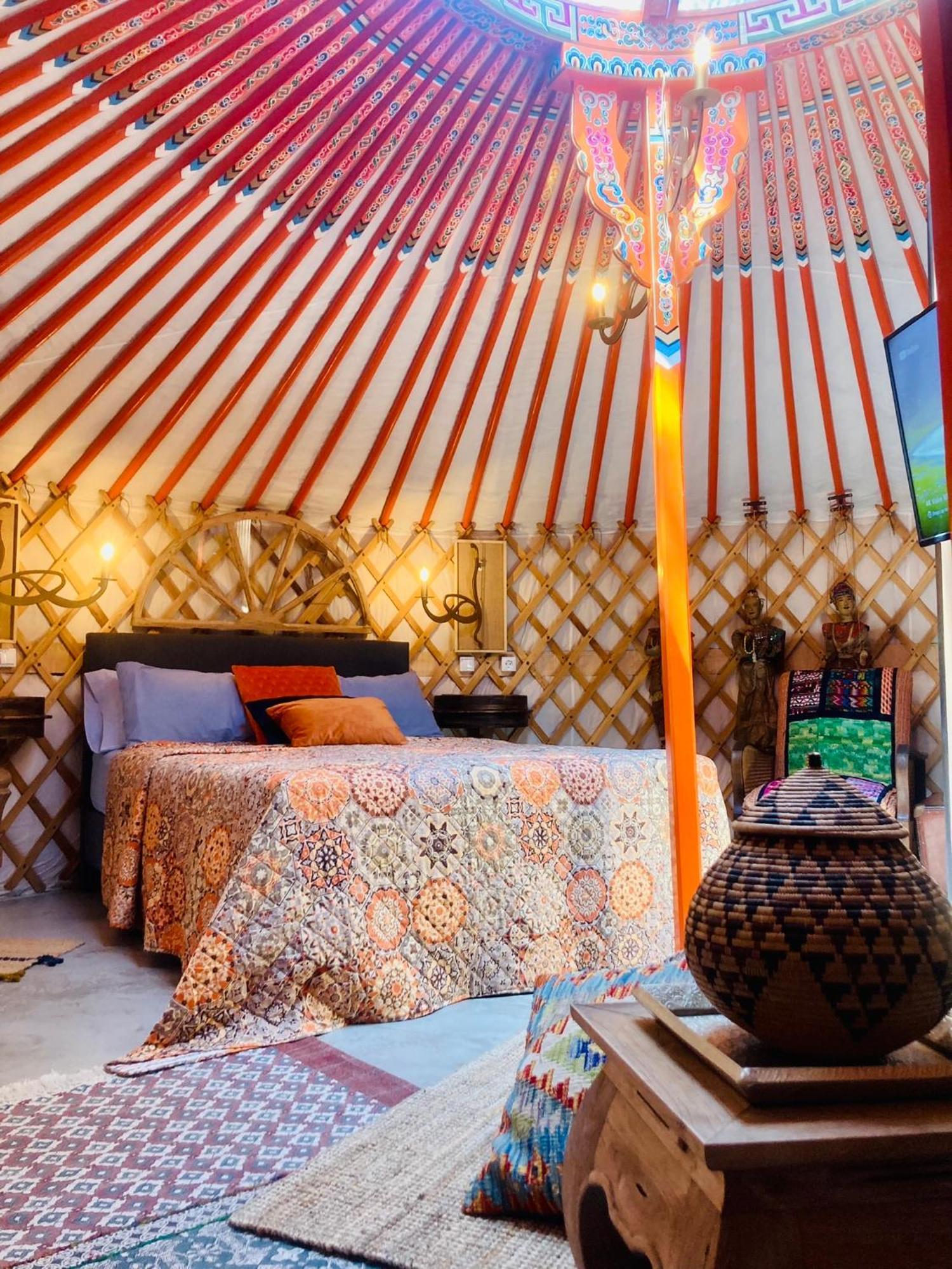 Готель Yurta Arco Iris Ріба-Роджа-де-Турія Екстер'єр фото